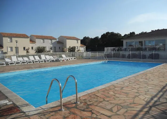 A7 Aulyna - Vue Climatisée Villa *